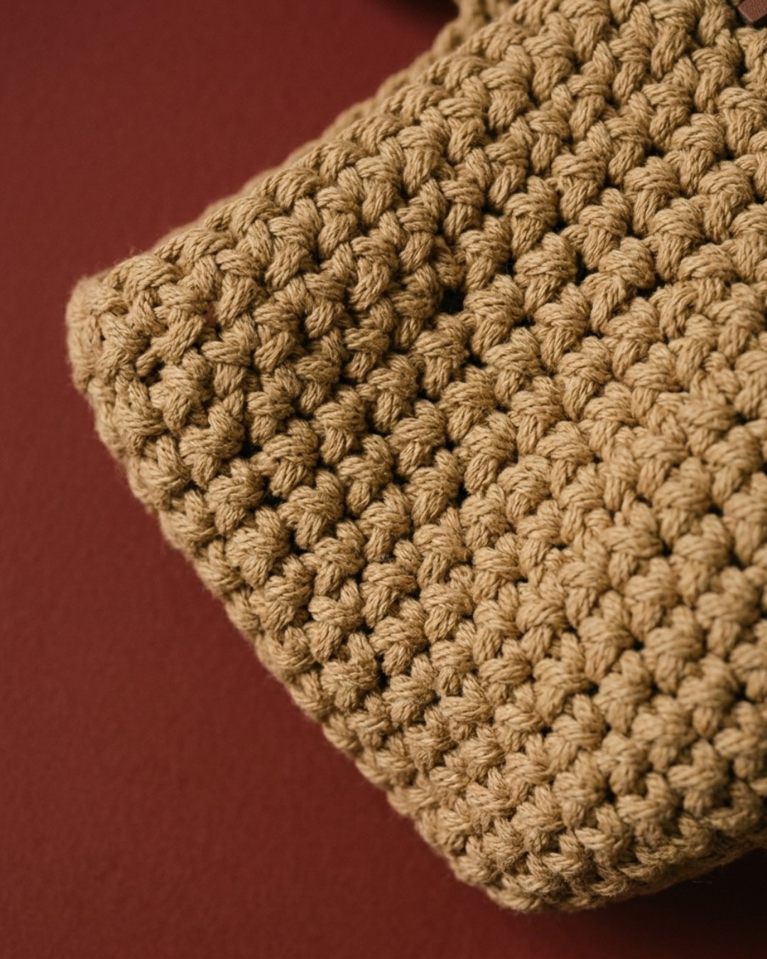 Corner detail on oxblood